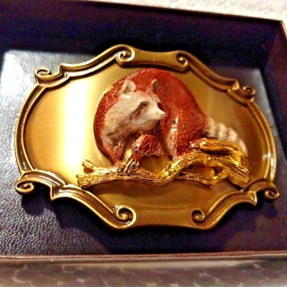 NWT Vintage Raintree Brass Raccoon Belt Buckle - Picture 1 of 12